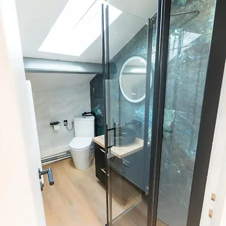 Nid Douillet Sous Les Combles Châlons-en-Champagne