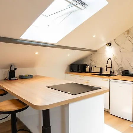 Nid Douillet Sous Les Combles Châlons-en-Champagne