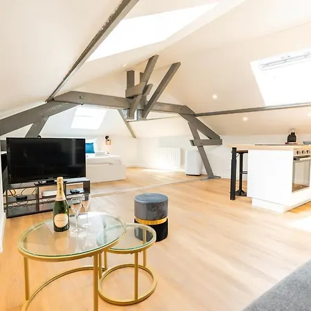 Nid Douillet Sous Les Combles Chalons-en-Champagne