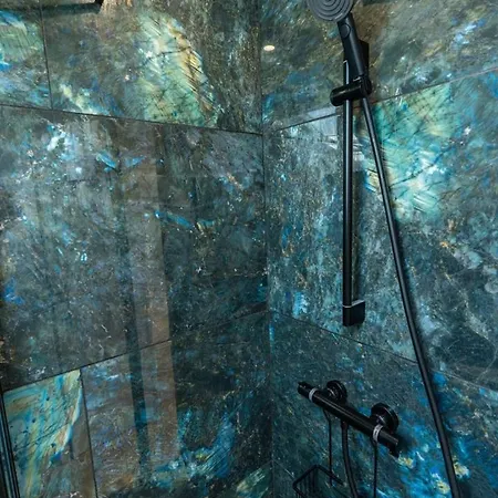 Nid Douillet Sous Les Combles * Châlons-en-Champagne