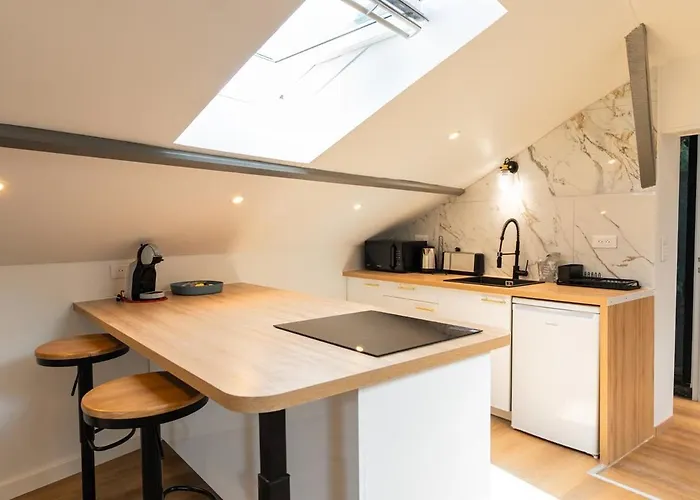 Nid Douillet Sous Les Combles Châlons-en-Champagne