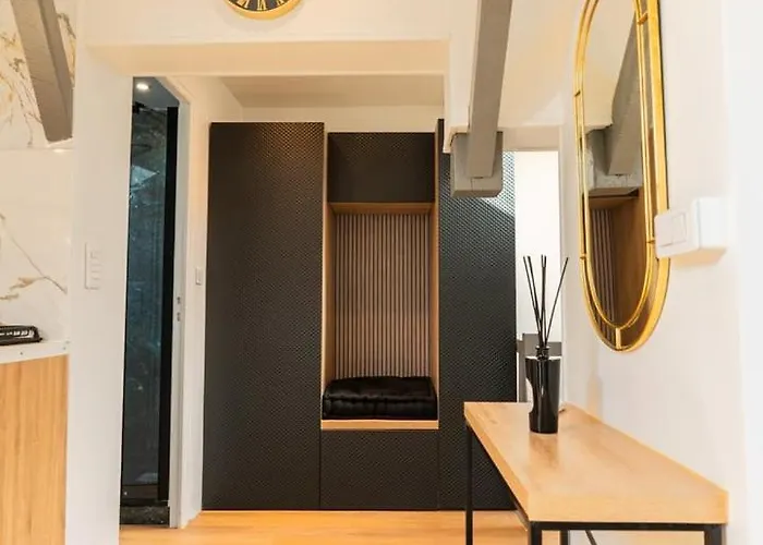 Nid Douillet Sous Les Combles * Châlons-en-Champagne